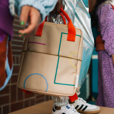 Kleiner Kinderrucksack "Better together Gym floor"