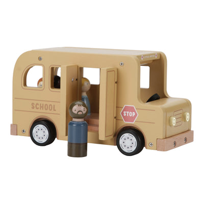 Schulbus aus Holz mit Spielfiguren