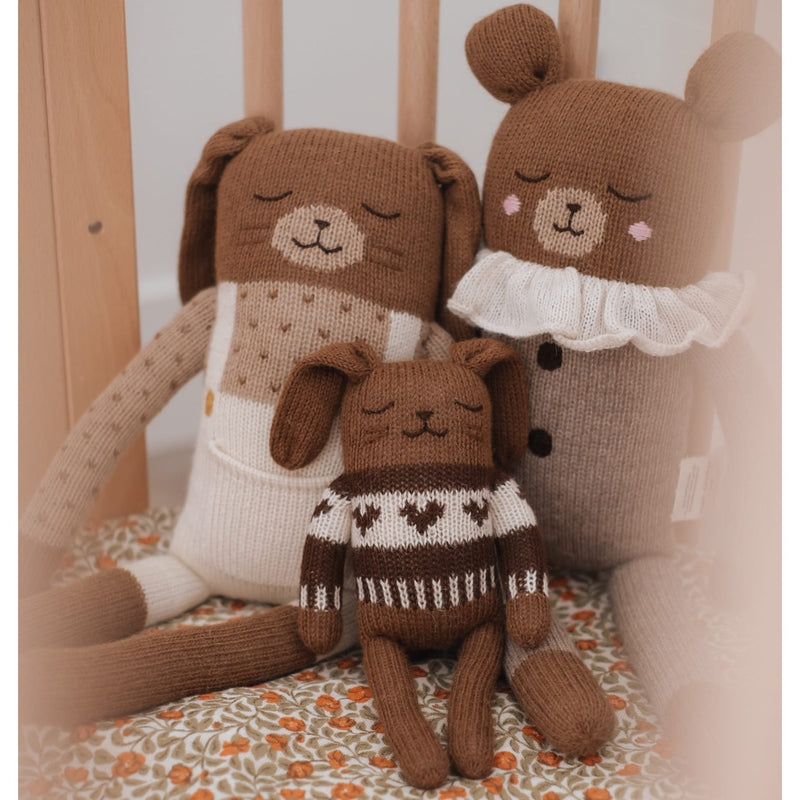 Kuscheltier “Bunny Dark Mocha Jaquard Sweater"