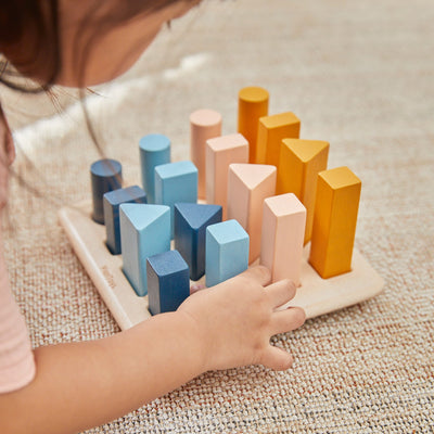 Sortierbrett “Geometric Peg Board - Orchard Collection”